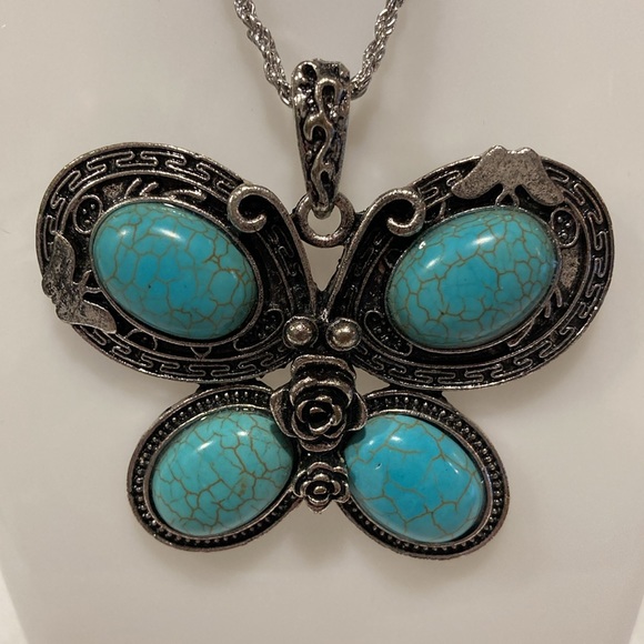 NWOT - Silvertone & Turquoise Butterfly Pendant Chain Necklace & Earring Set - Picture 2 of 13
